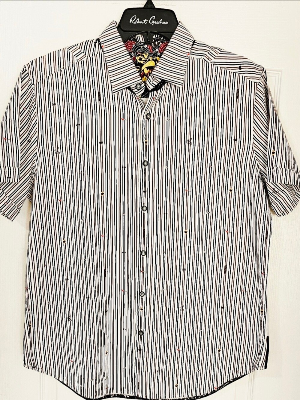 Robert Graham Black & White Vertical Stripe Short-Sleeve Button-Up
